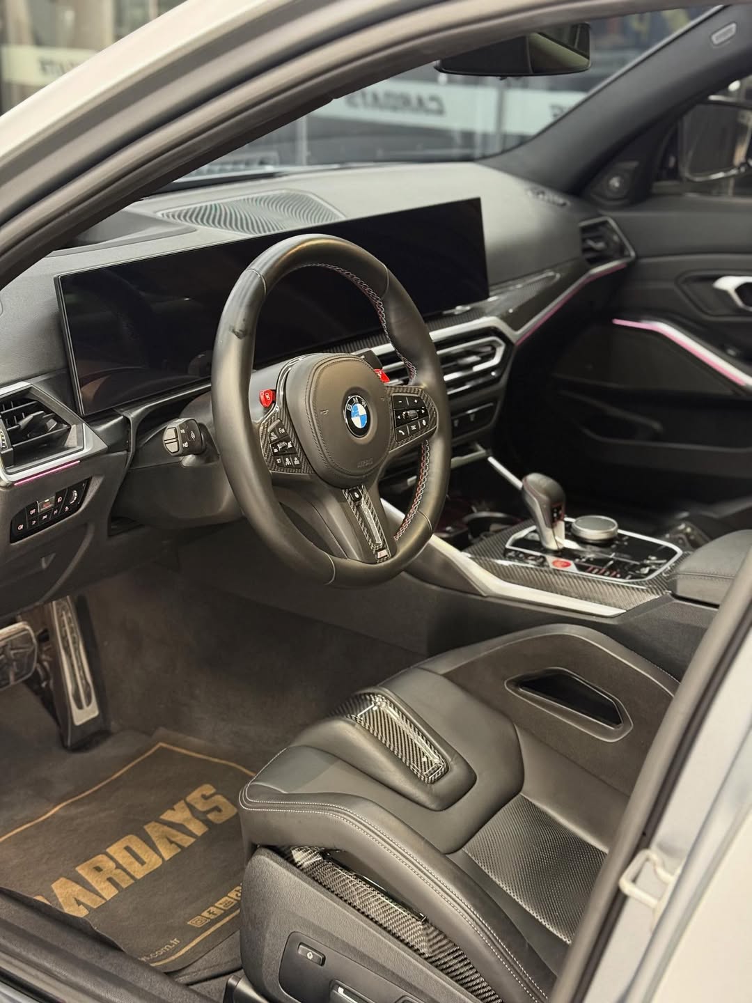 İstanbul Deri Koltuk Bakımı ve Restorasyonu: Aracınızın İç Mekanını Yenileyin